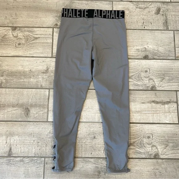 SOLD | Alphalete Gray and Black Cross Set Leggings - Picture 9 of 12